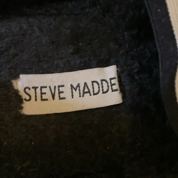 Steve Madden Women's Black and White Fuzzy Slippers - Picture 6 of 13